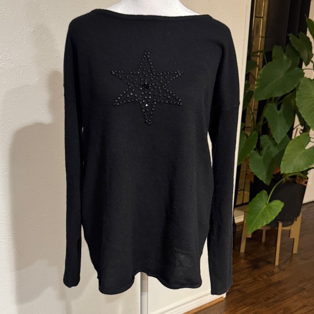 Black Star Embellished Women's Cashmere Sweater, M